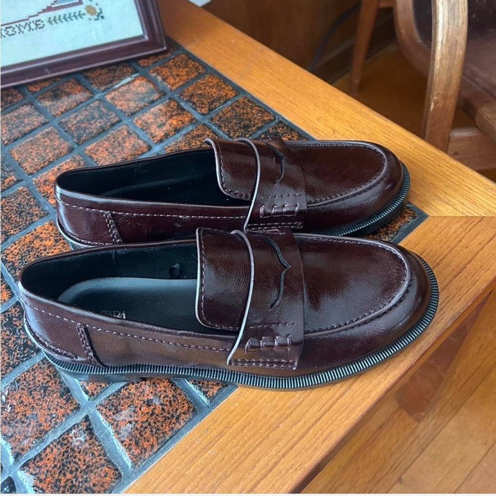 Zara women’s loafers